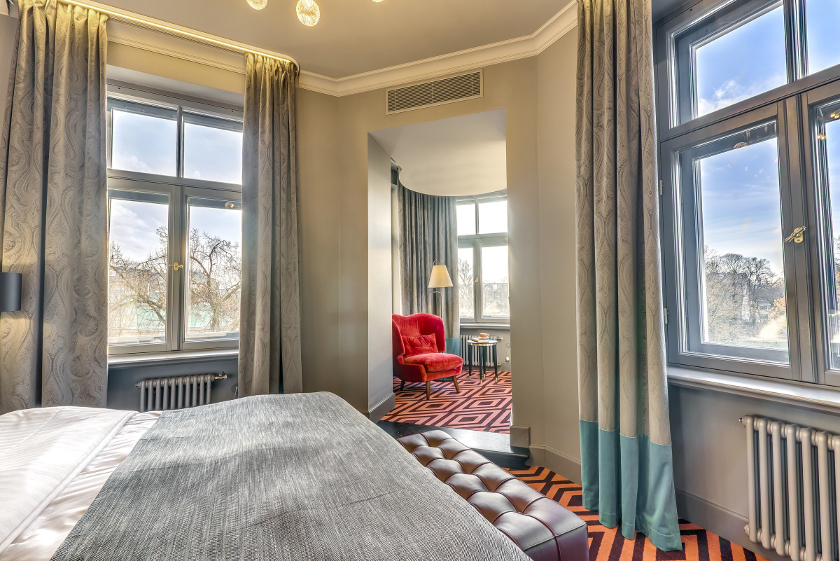Отель Grand Poet Hotel by Semarah