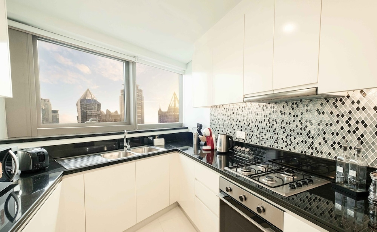 LUX The Paramount Sea View Suite