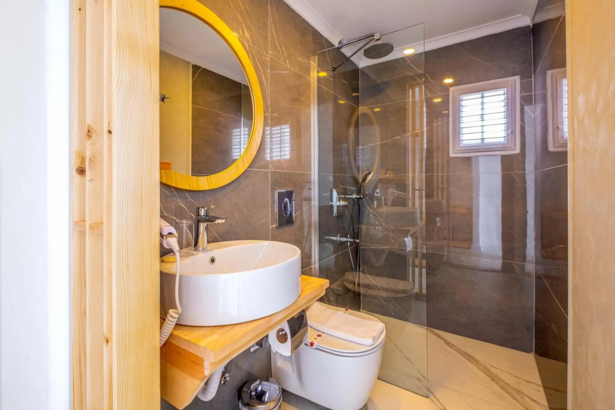 Payam Hotel