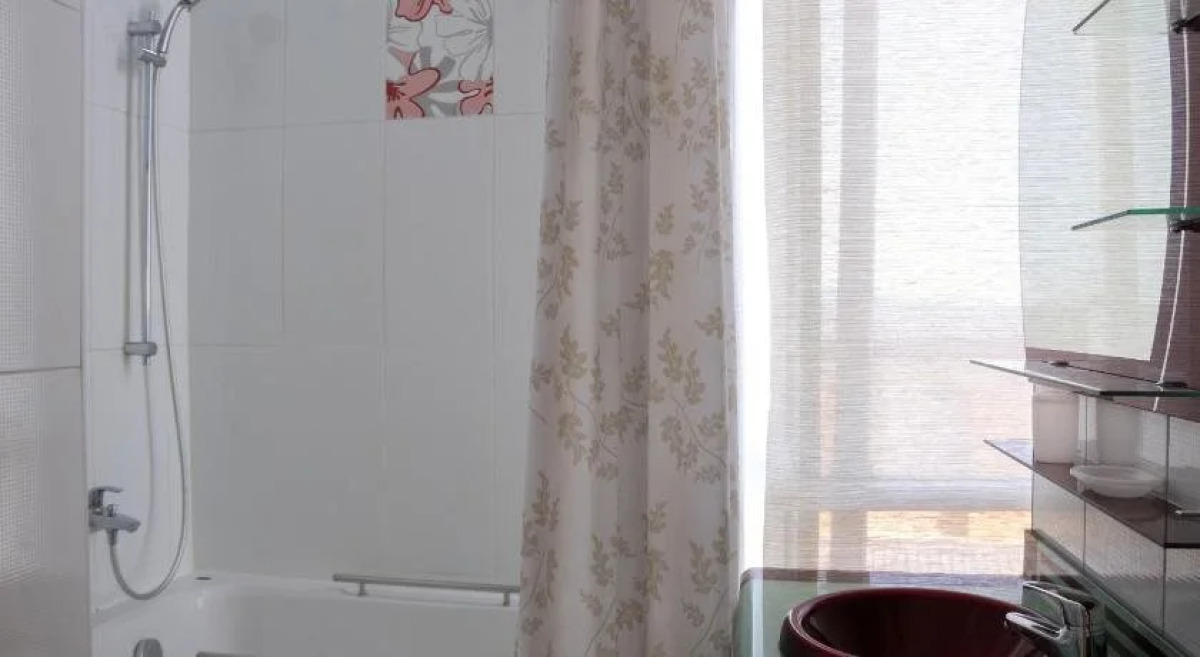 Отель Laza Hall