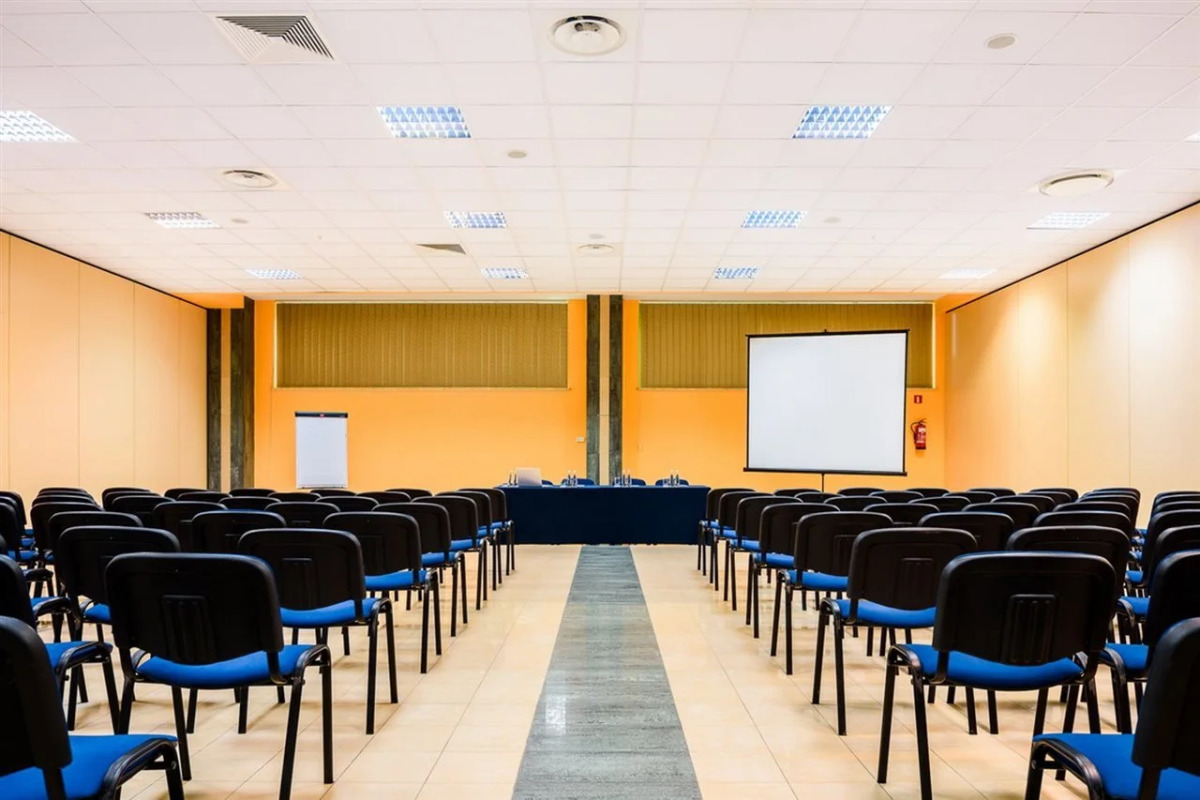 Sangate Hotel Airport