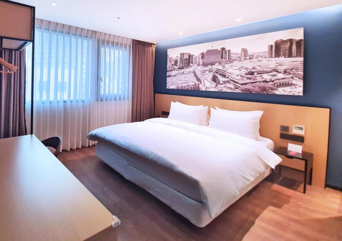 Travelodge Myeongdong City Hall