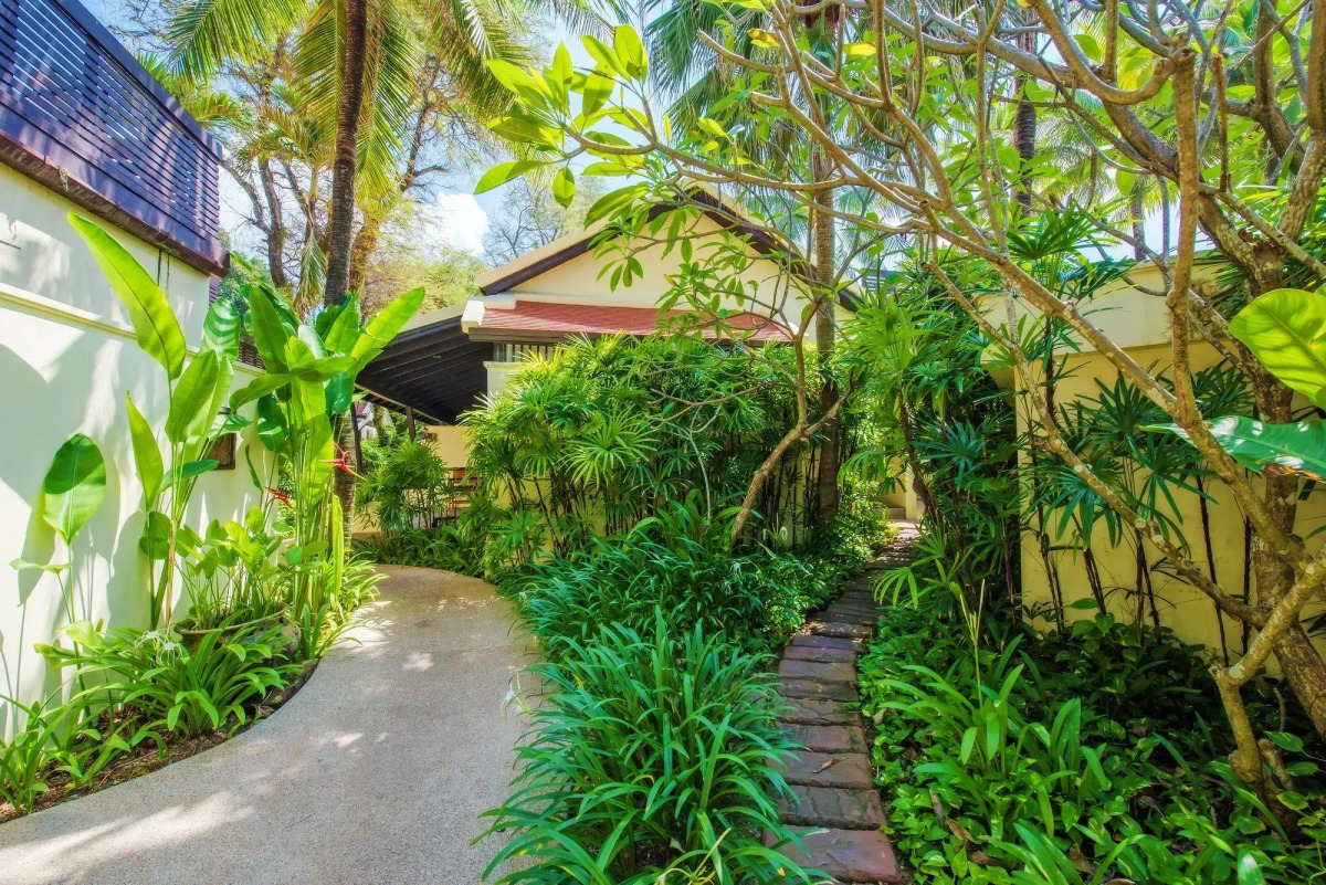 Impiana Beachfront Resort Patong, Phuket