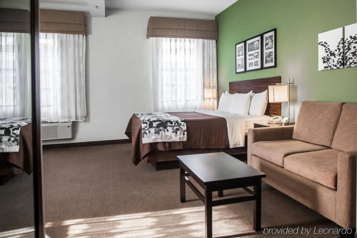 Sleep Inn & Suites Downtown Inner Harbor