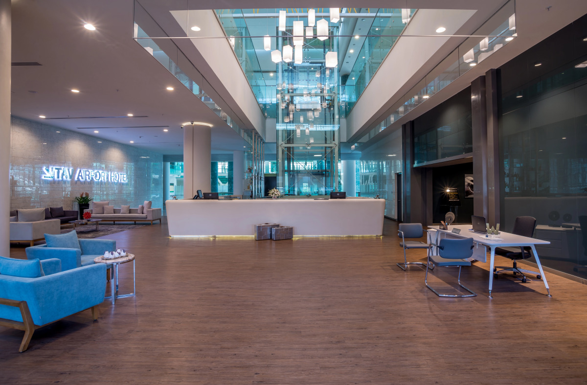 Tav Airport Hotel Izmir