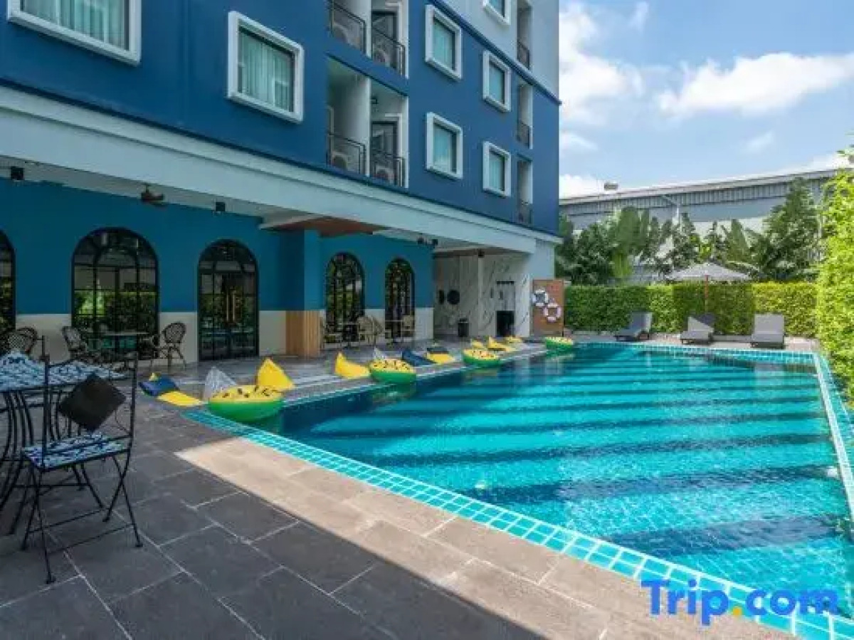 Cozy Blu Suvarnabhumi