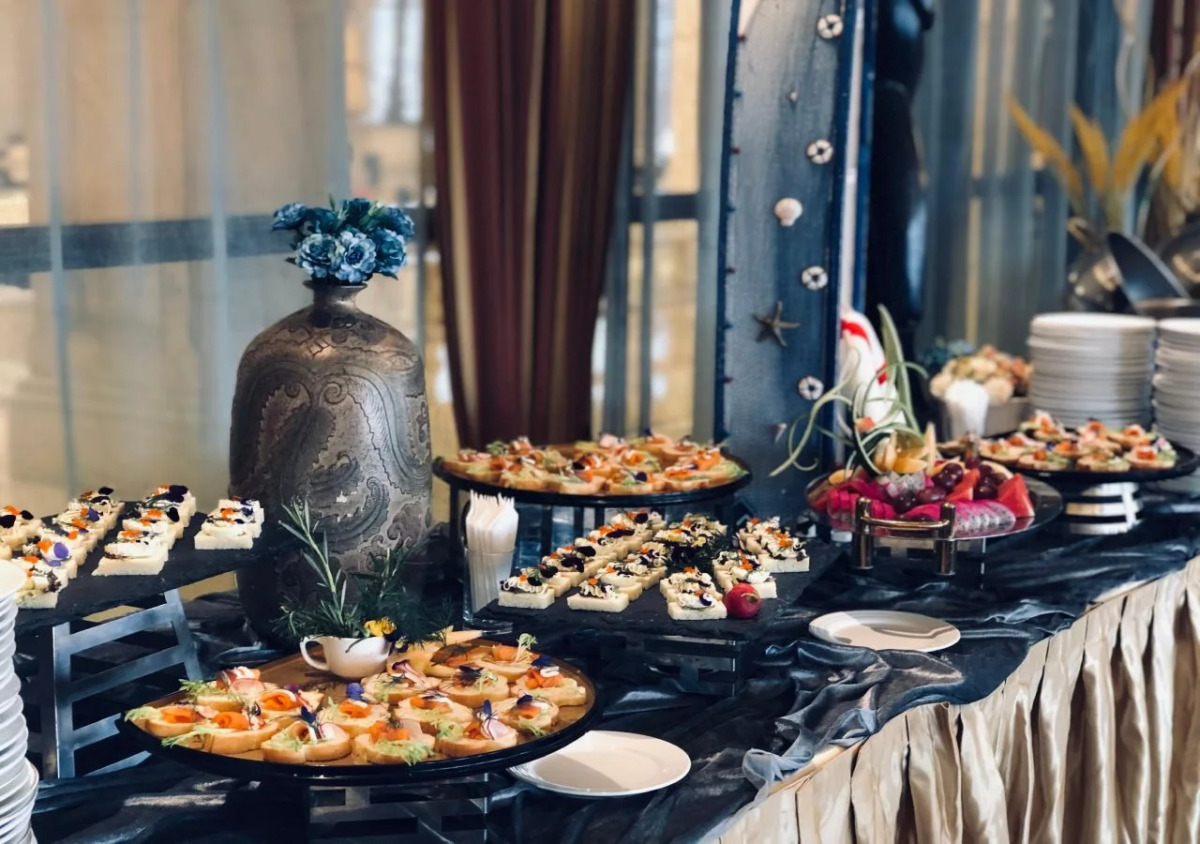 Royal Mediterranean Hotel