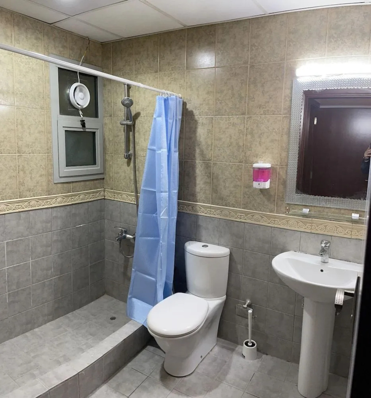 AlBarsha 1 Hostel By PHM