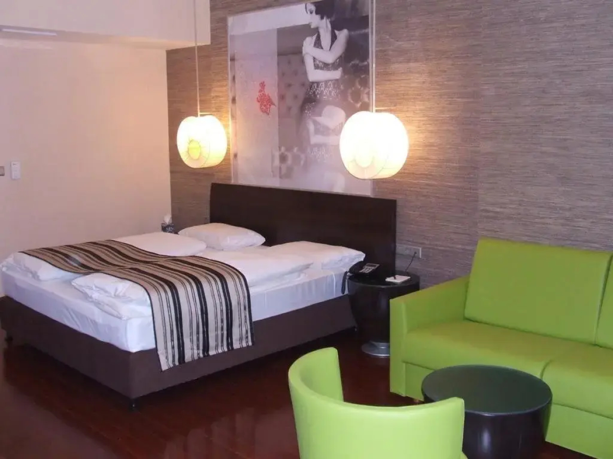 The Honest Budapest by Chic & Basic