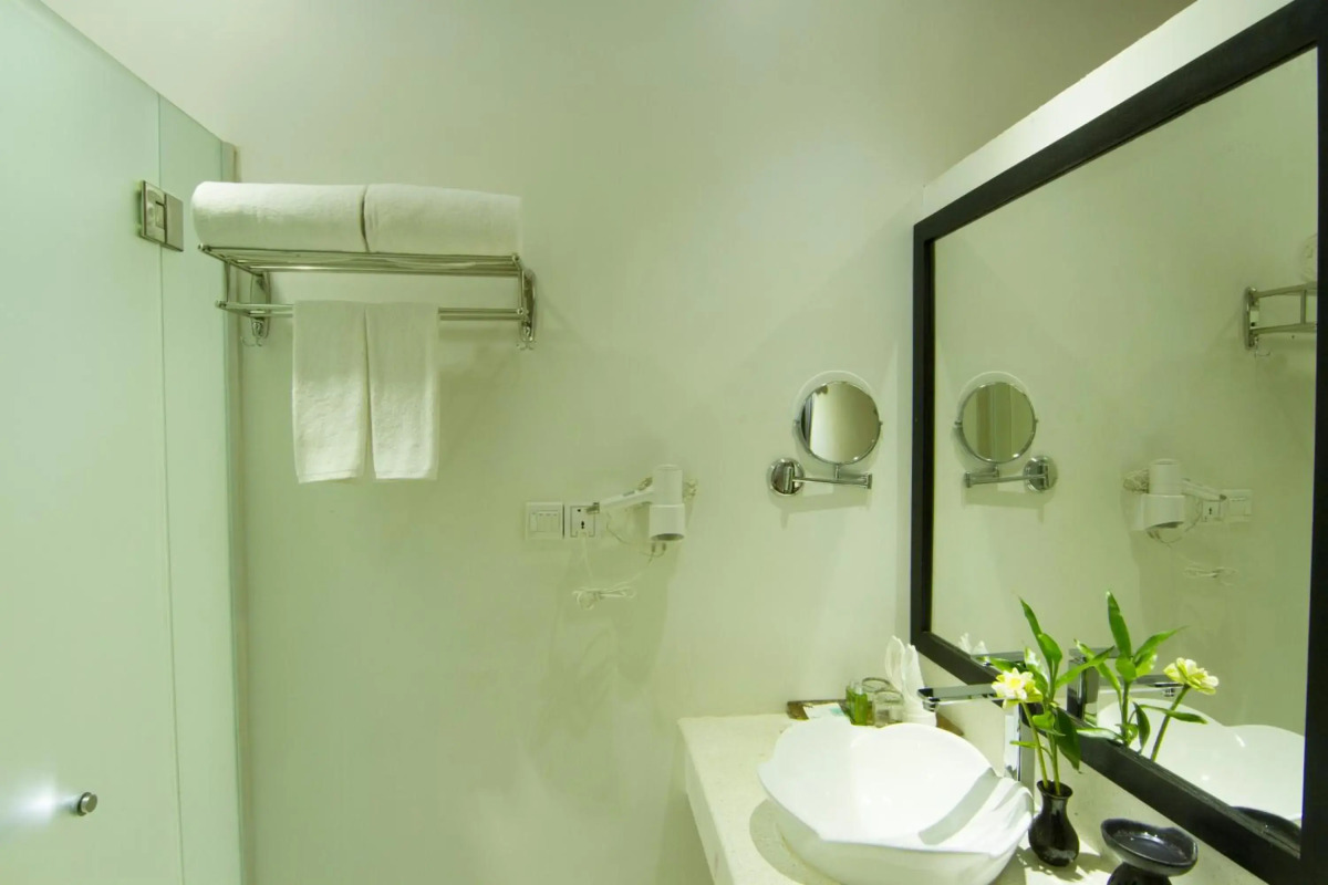 Apsara Centrepole Hotel