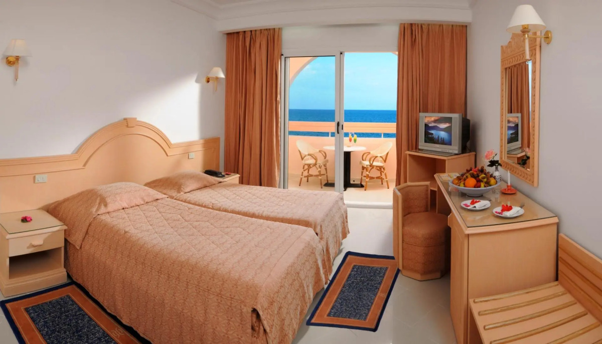 Abou Sofiane-Families & Couples Only