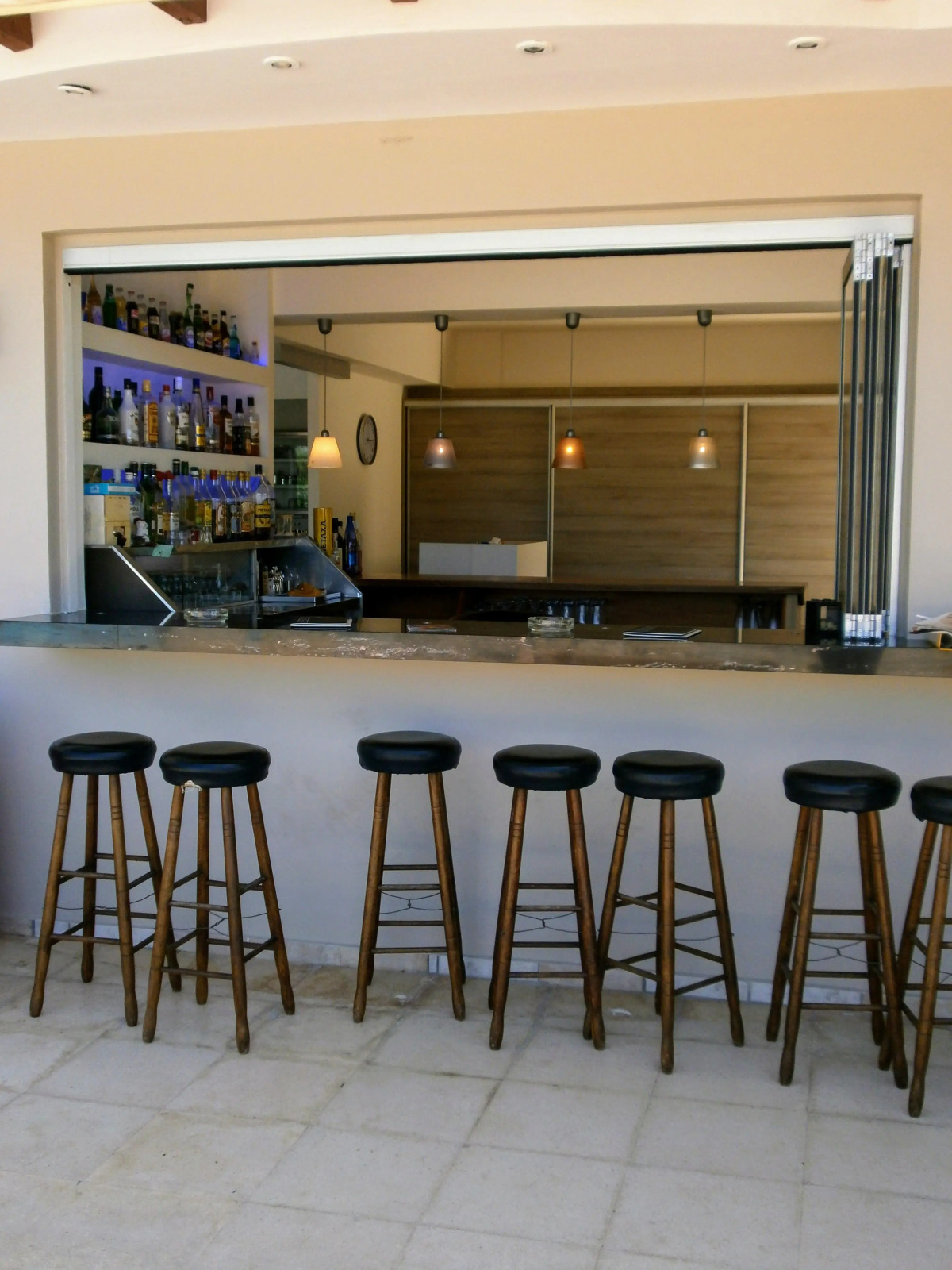 Iraklis Studios & Apartments