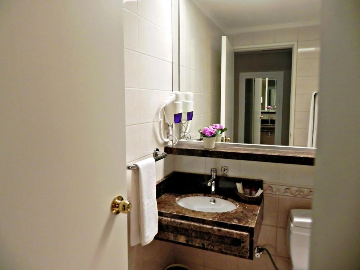 Seres Hotel Old City