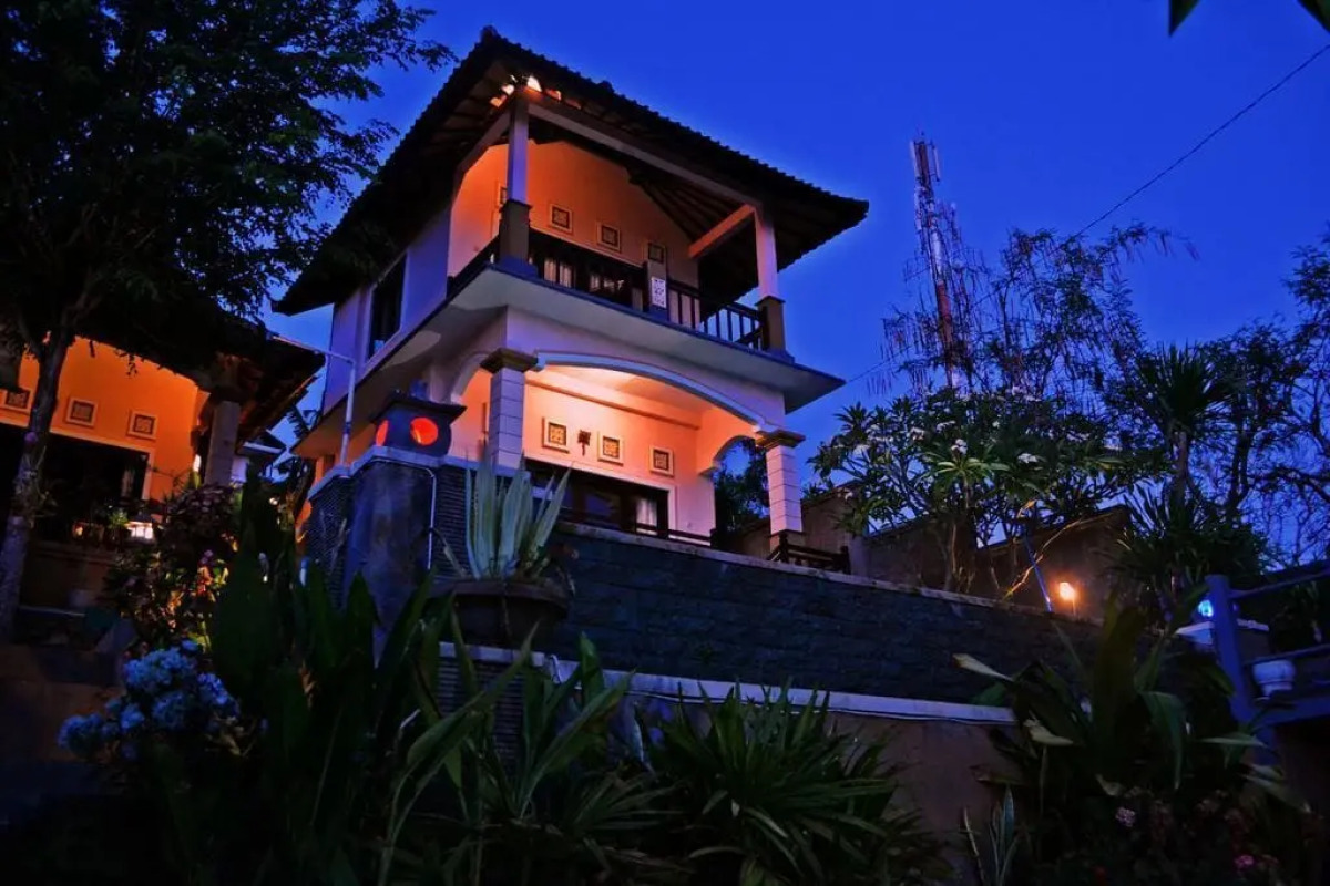 Acarya Bungalows Amed