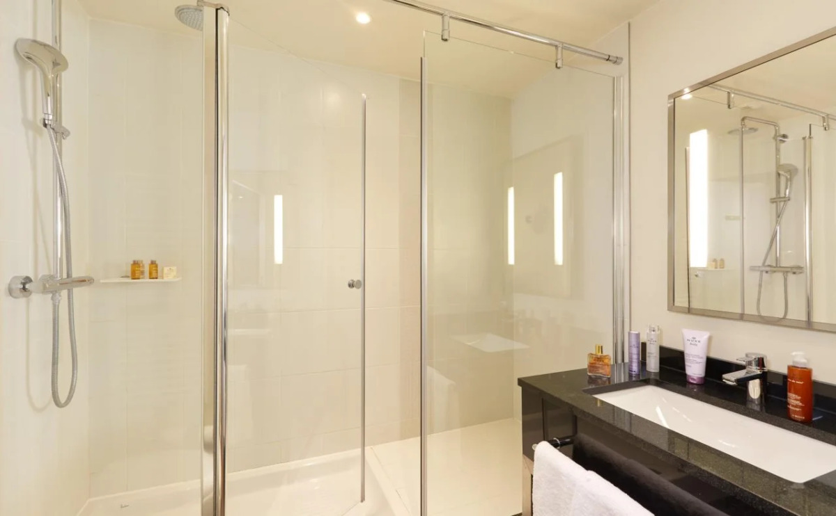 Отель Clarion Paris CDG Airport