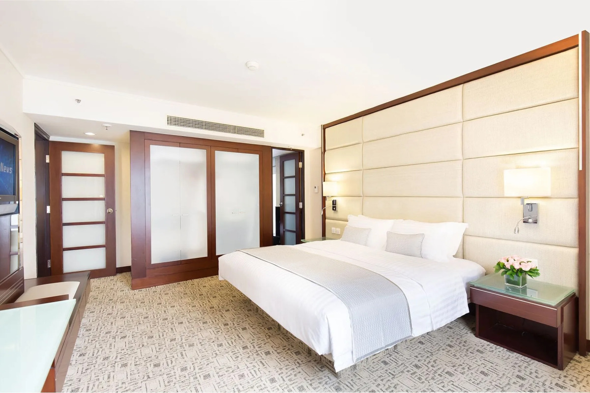 Regal Kowloon Hotel
