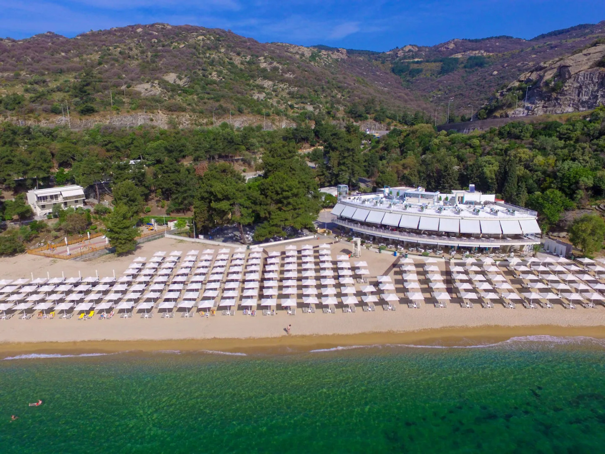 Отель Bomo Tosca Beach