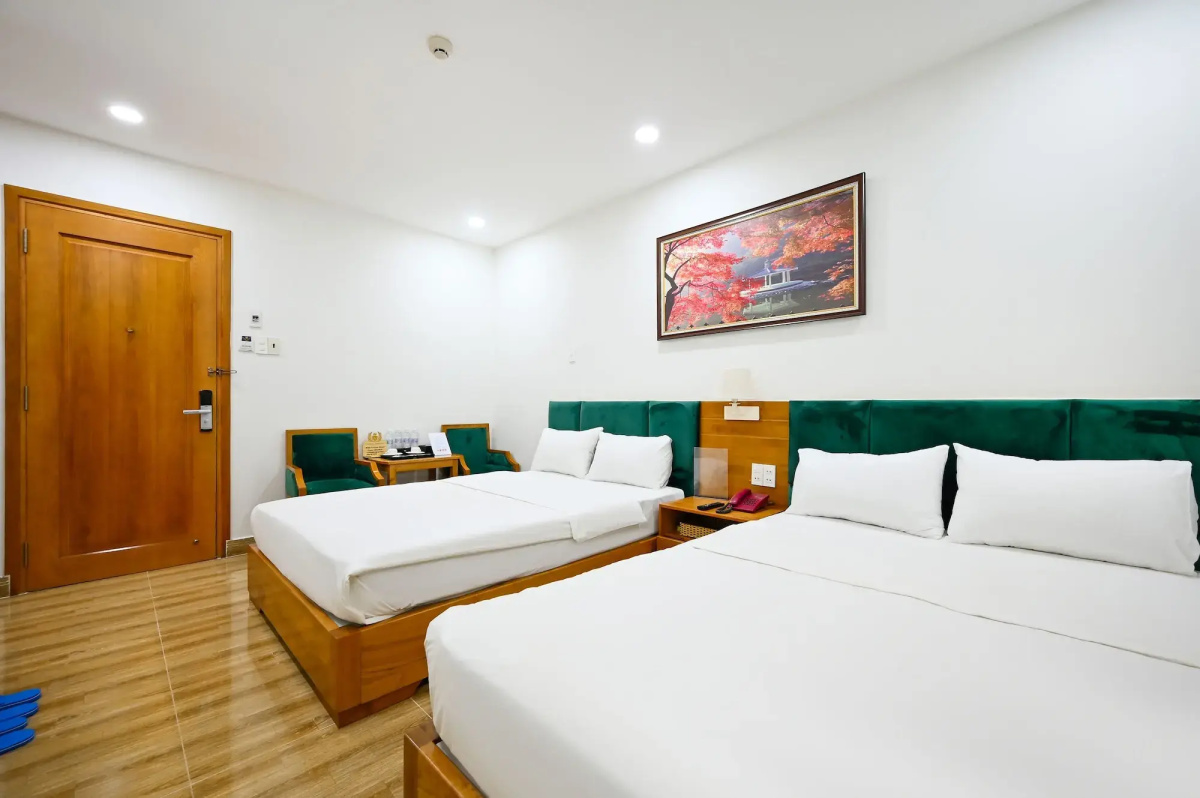 Vivian Hotel Saigon Airport