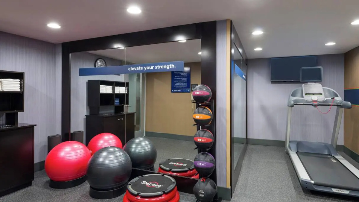 Hampton Inn Seaport Financial District