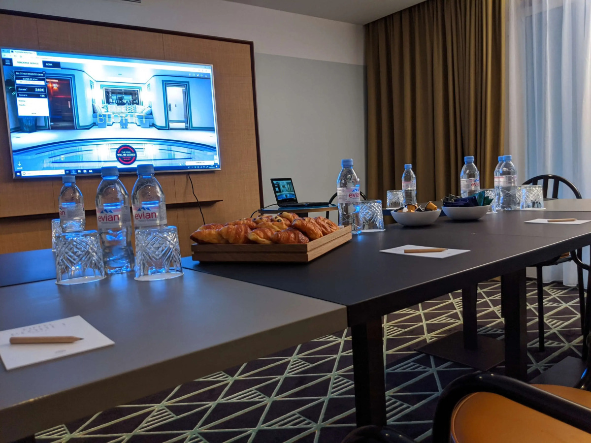 Hôtel Eiffel Blomet