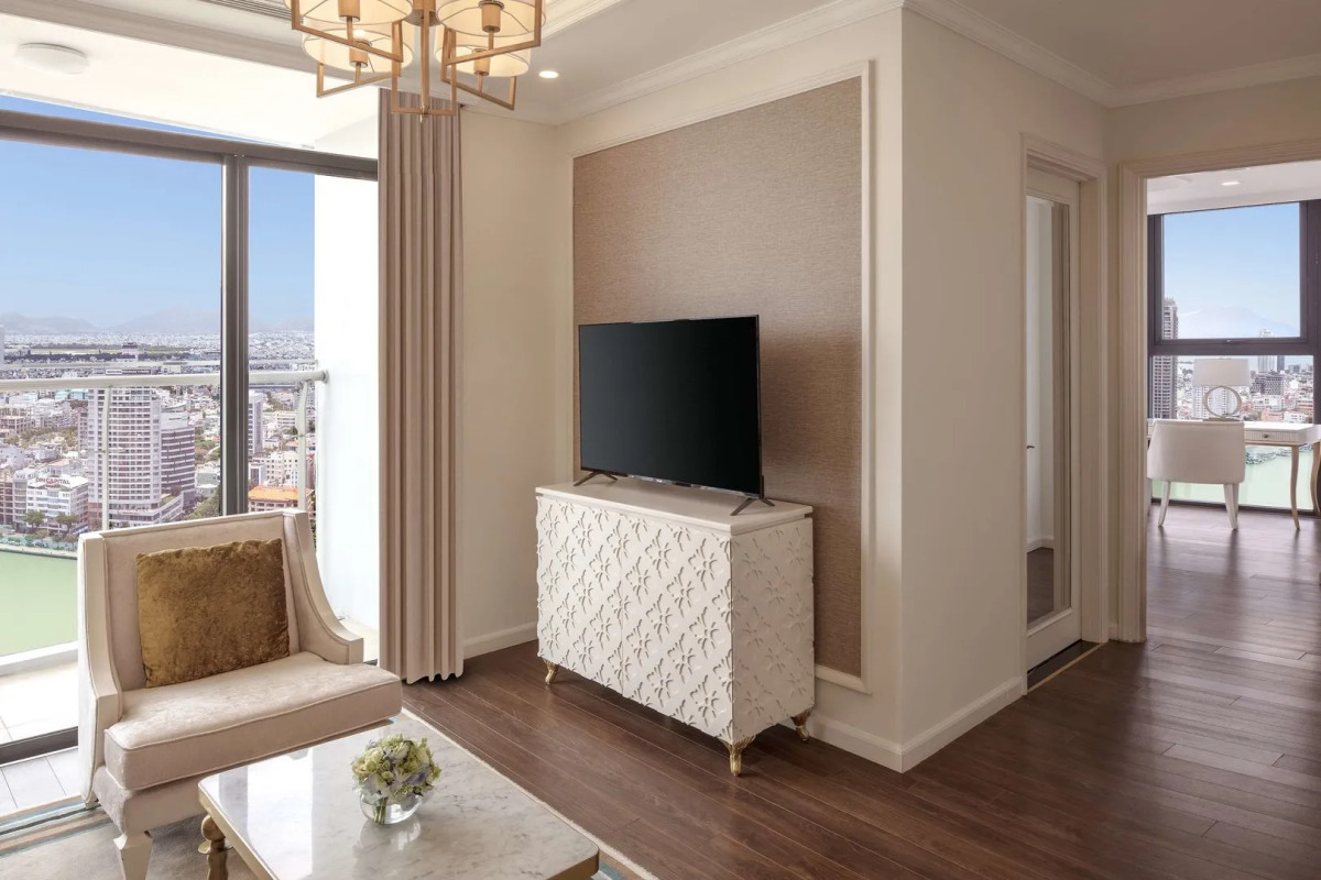 Melia Vinpearl Danang Riverfront