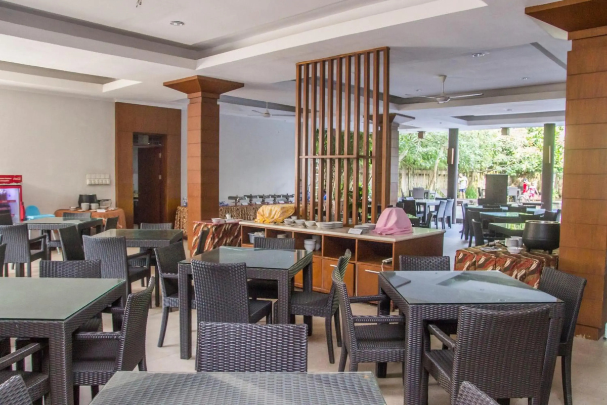 Surya Kencana Seaside Hotel