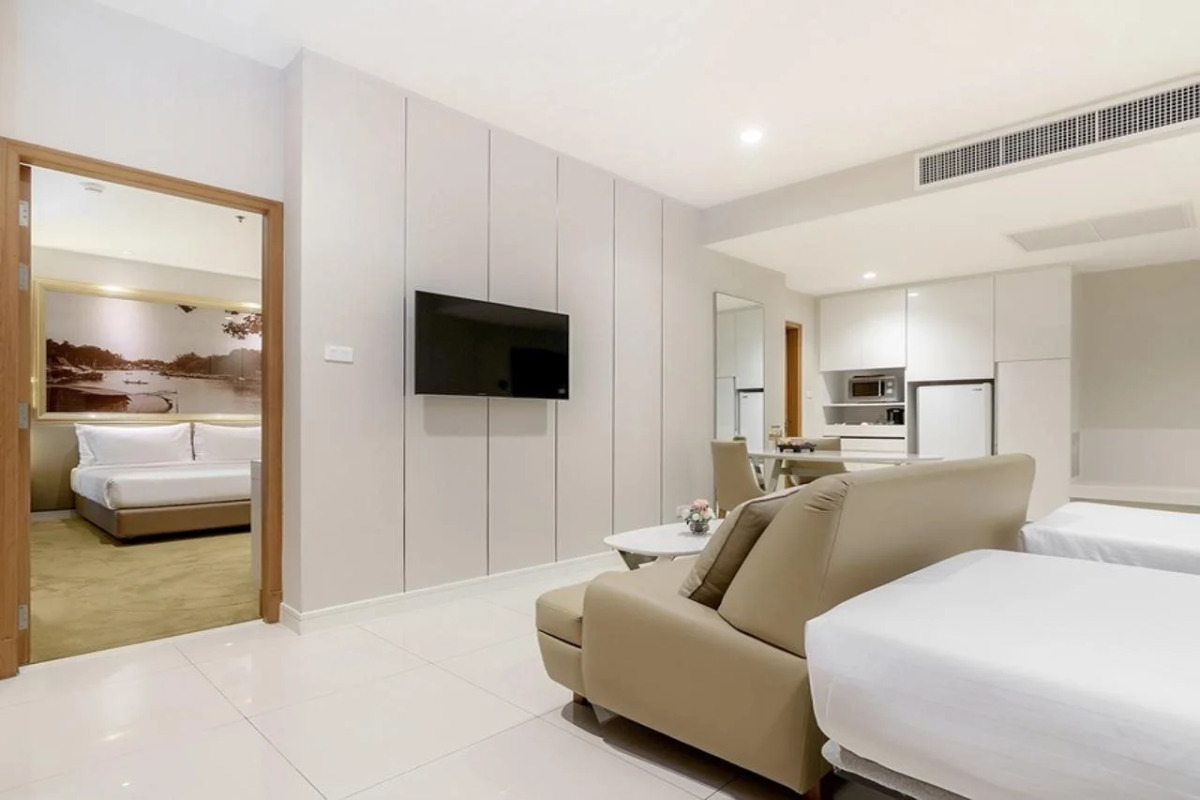 Отель Grande Centre Point Ploenchit