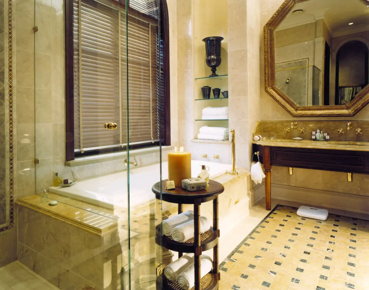 Palazzo Hotel