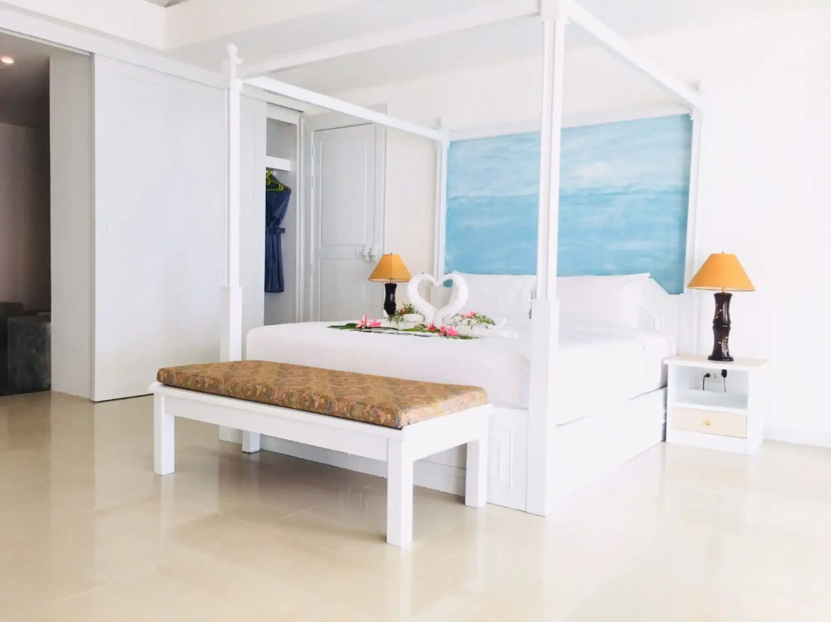 Sand Sea Beach Resort