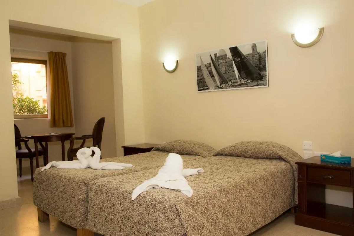 Blue Sea Bugibba Hotel & Apartments