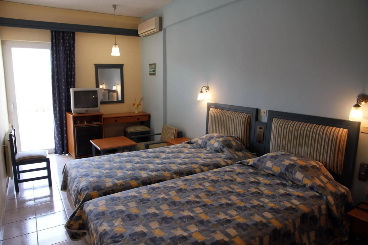 Astron Hotel