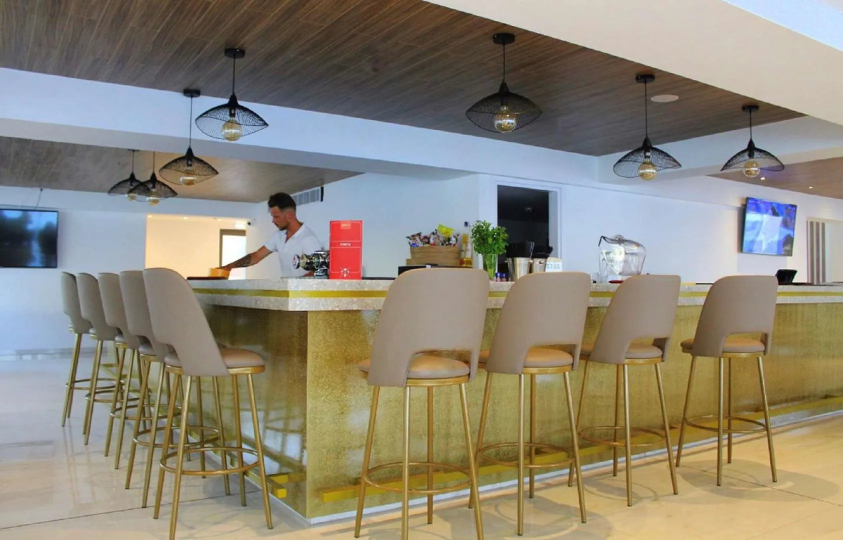 Piere Anne Beach Hotel