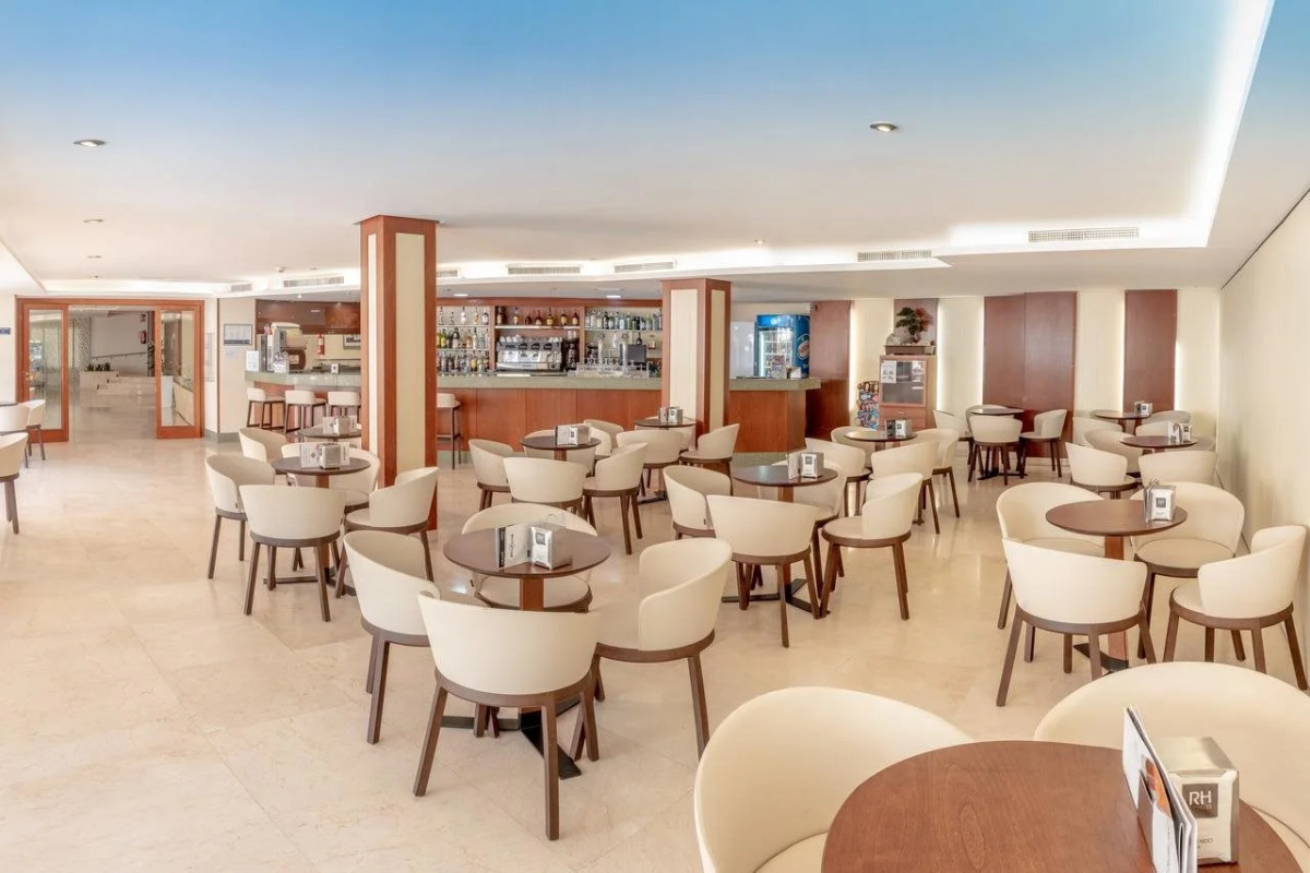 Отель RH Casablanca & Suites