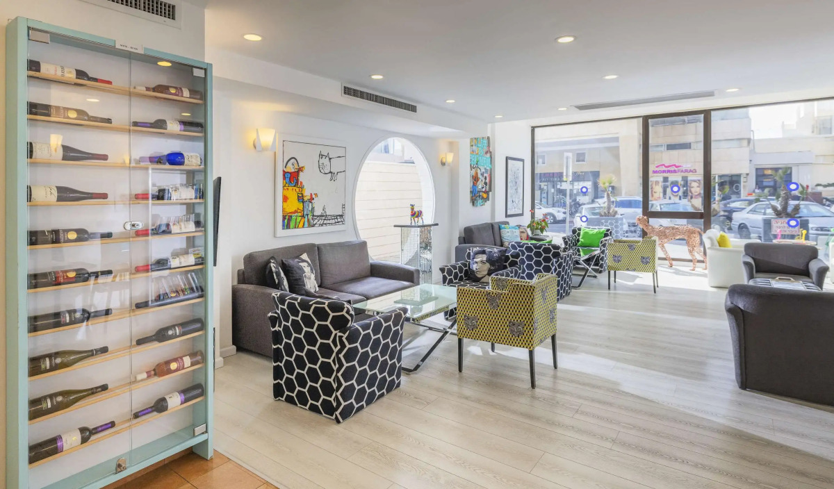 Best Western Regency Suites