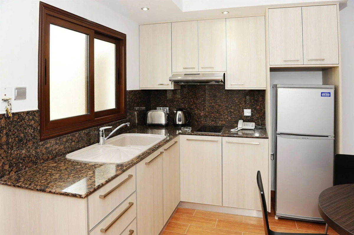 Loutsiana Hotel Apts