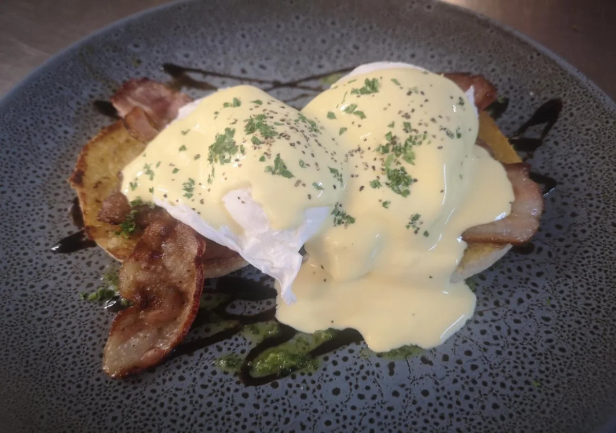 Kiwi International Hotel