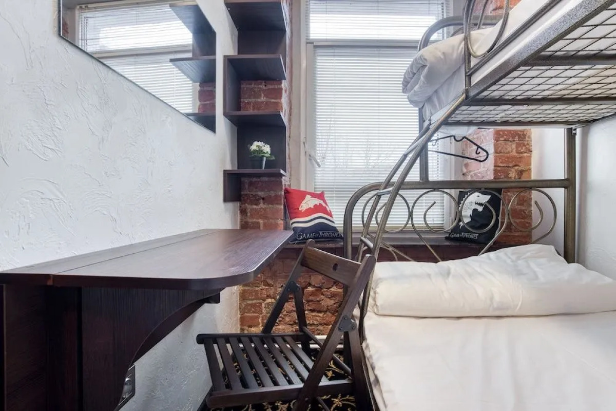 Winterfell on Mayakovskaya