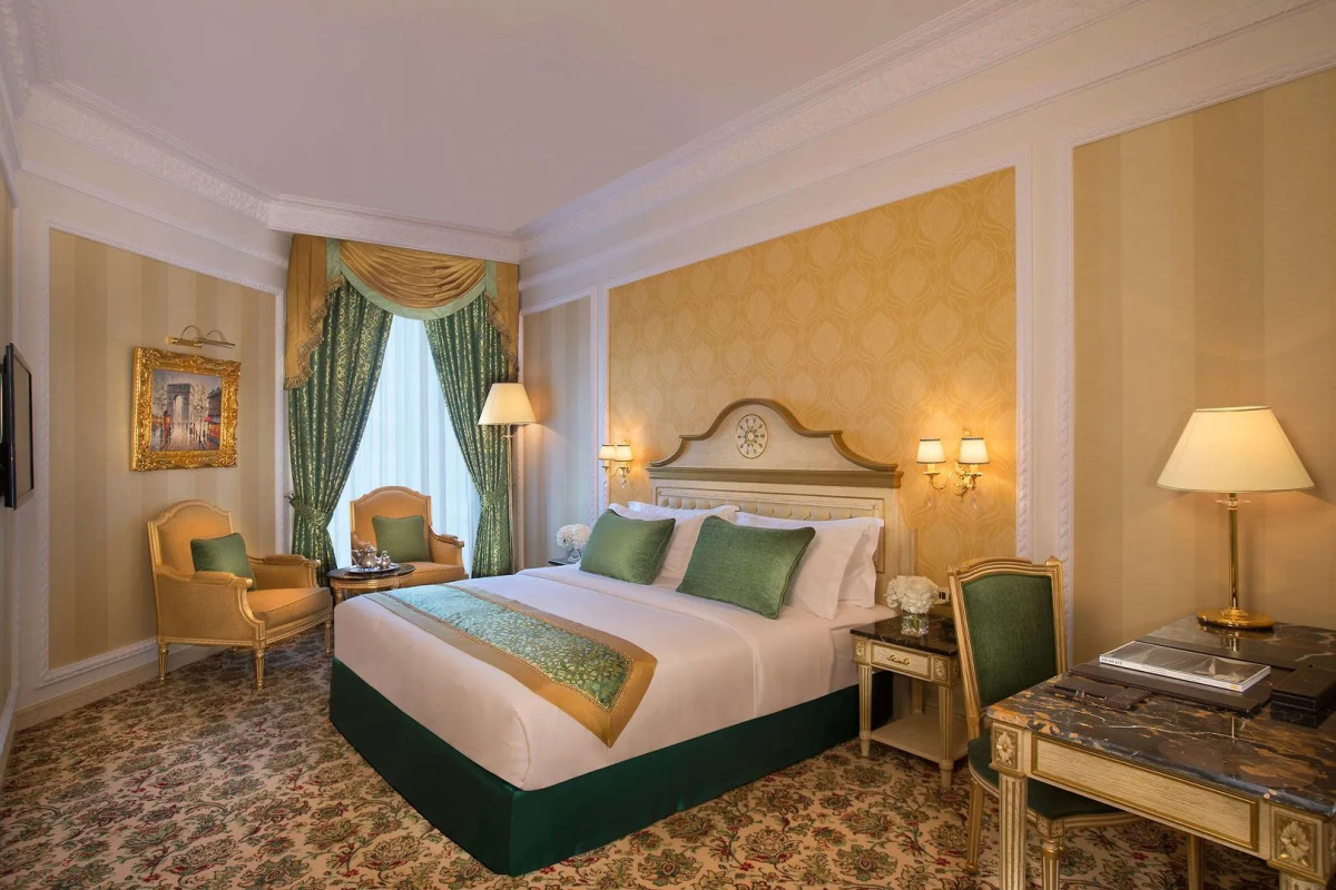 Royal Rose Abu Dhabi, a Curio by Hilton Affiliated Hotel