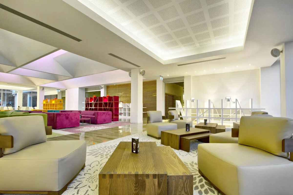 Hotel Lielupe by SemaraH