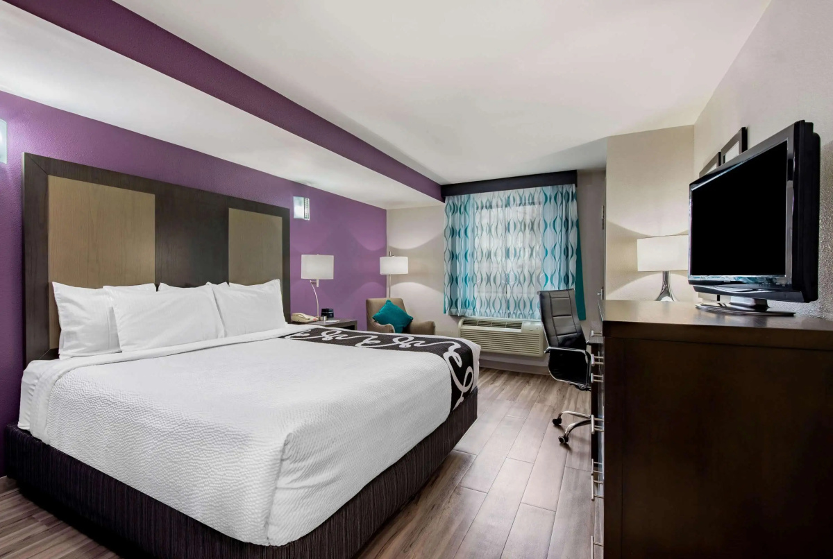La Quinta Inn by Wyndham West Long Branch/NJ Shore Area