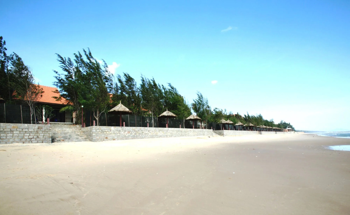 Golden Coast Resort and Spa