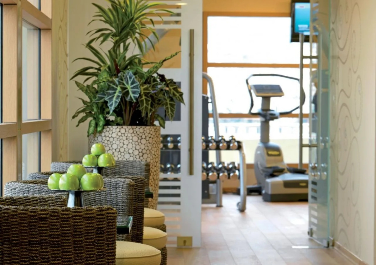 Отель Divani Caravel