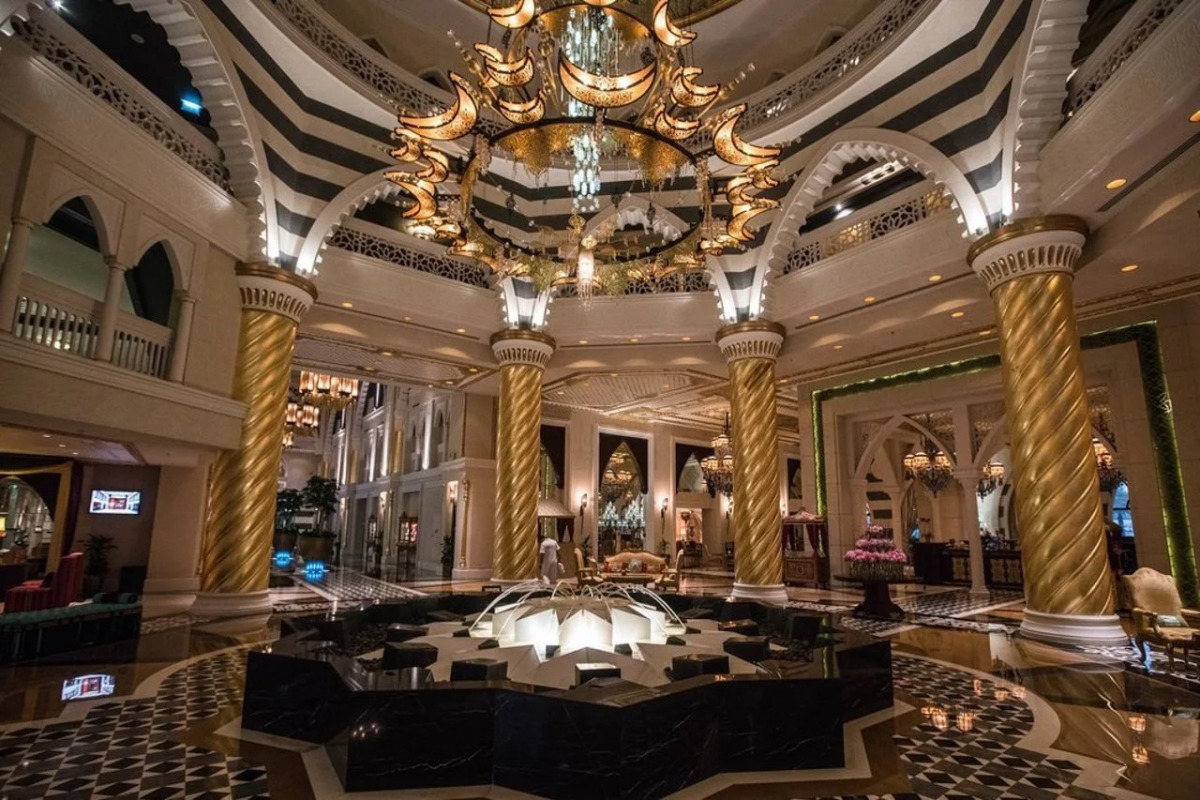 Отель Jumeirah Zabeel Saray Dubai