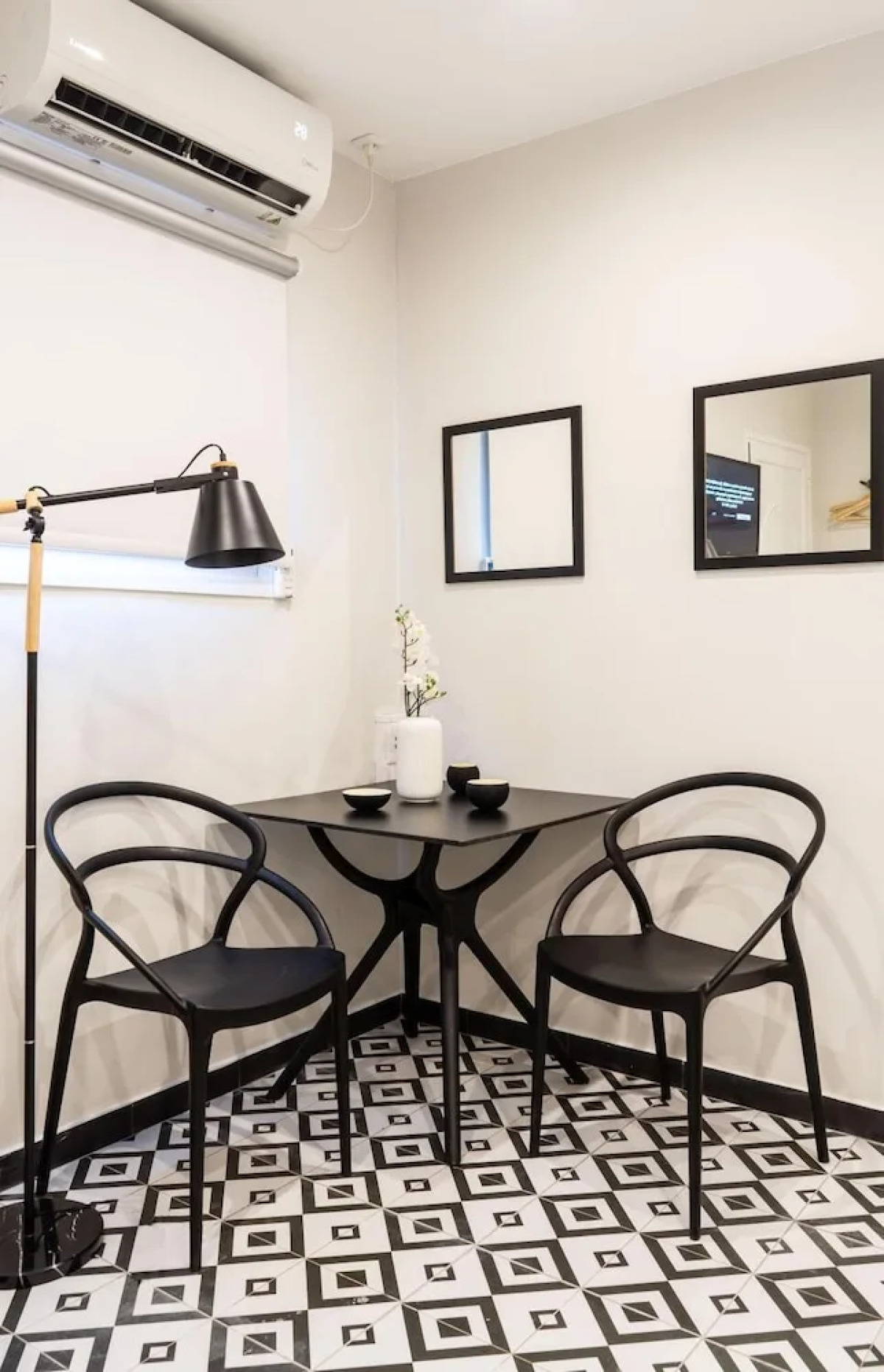 Orchid Athens over Rooftop Studio