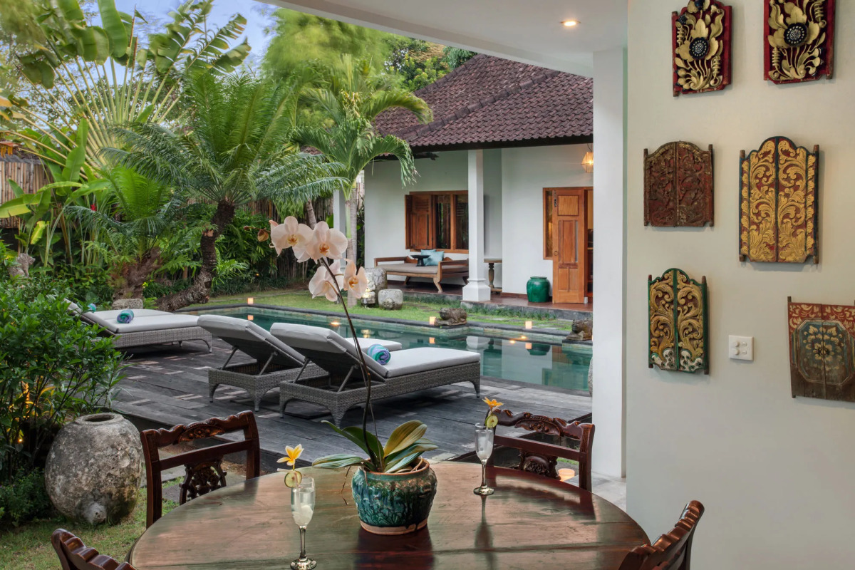 Room & Vespa 3