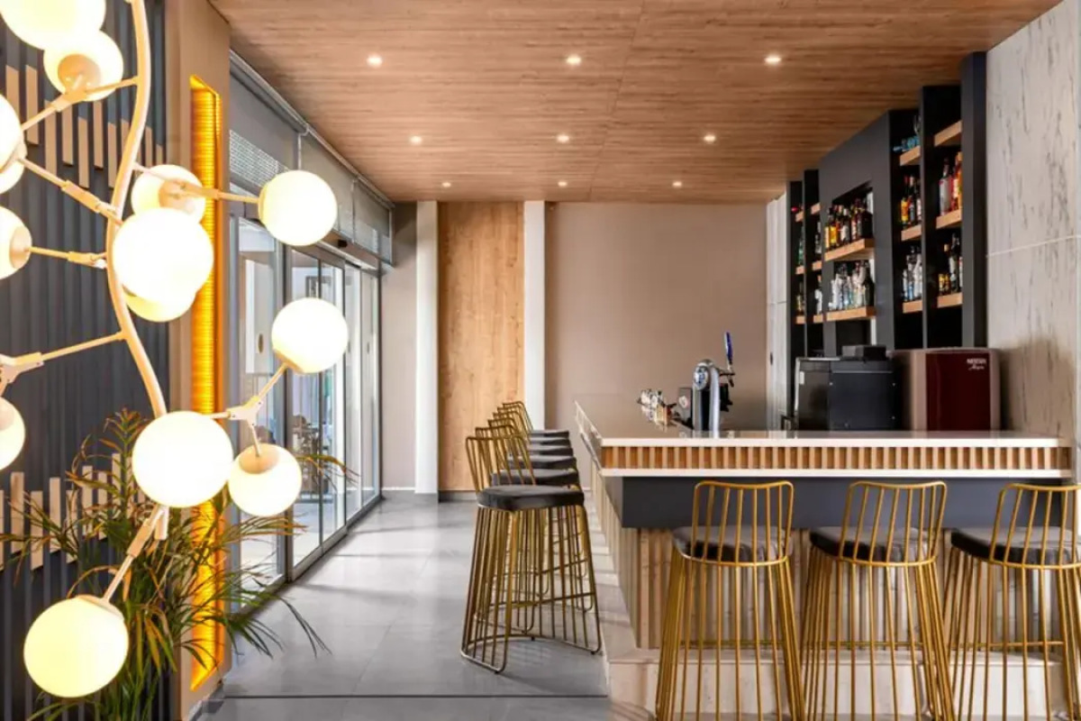 Side Story Resort & Spa