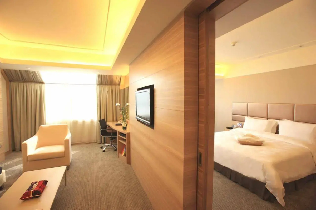 Seaview Gleetour Hotel Shenzhen - East Wing Building