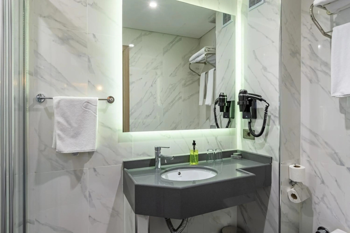 Seraglio Hotel & Suites