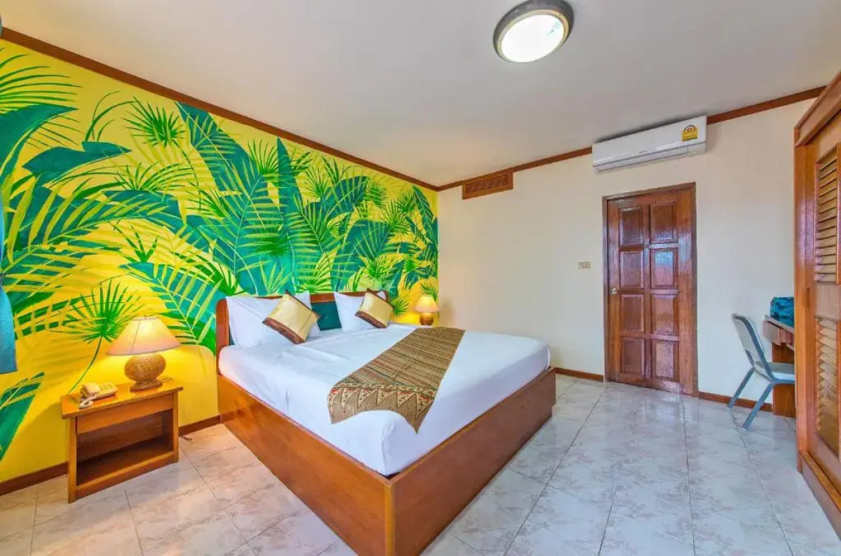 Panda Hotel（Patong Beach）