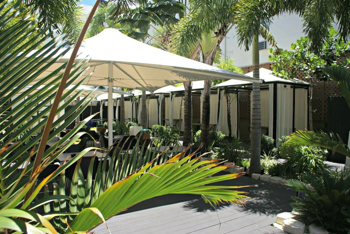 The Beach Plaza Hotel & South Beach Plaza Villas